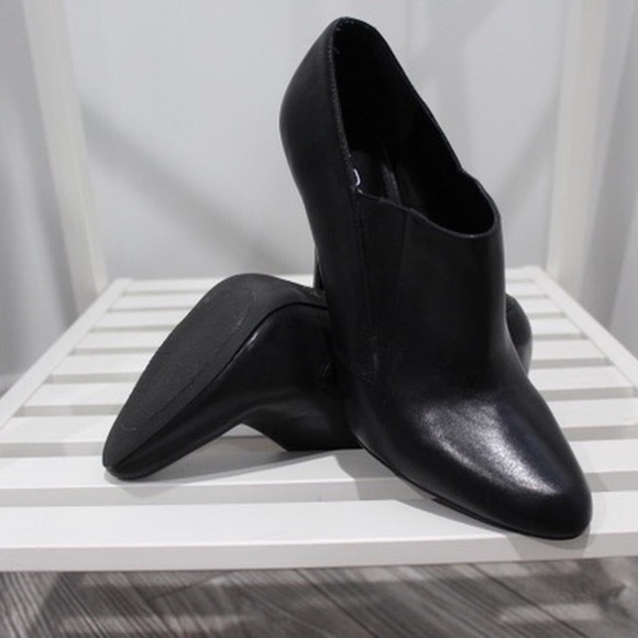 Black Leather Ankle Heel Boot - Picture 2 of 4